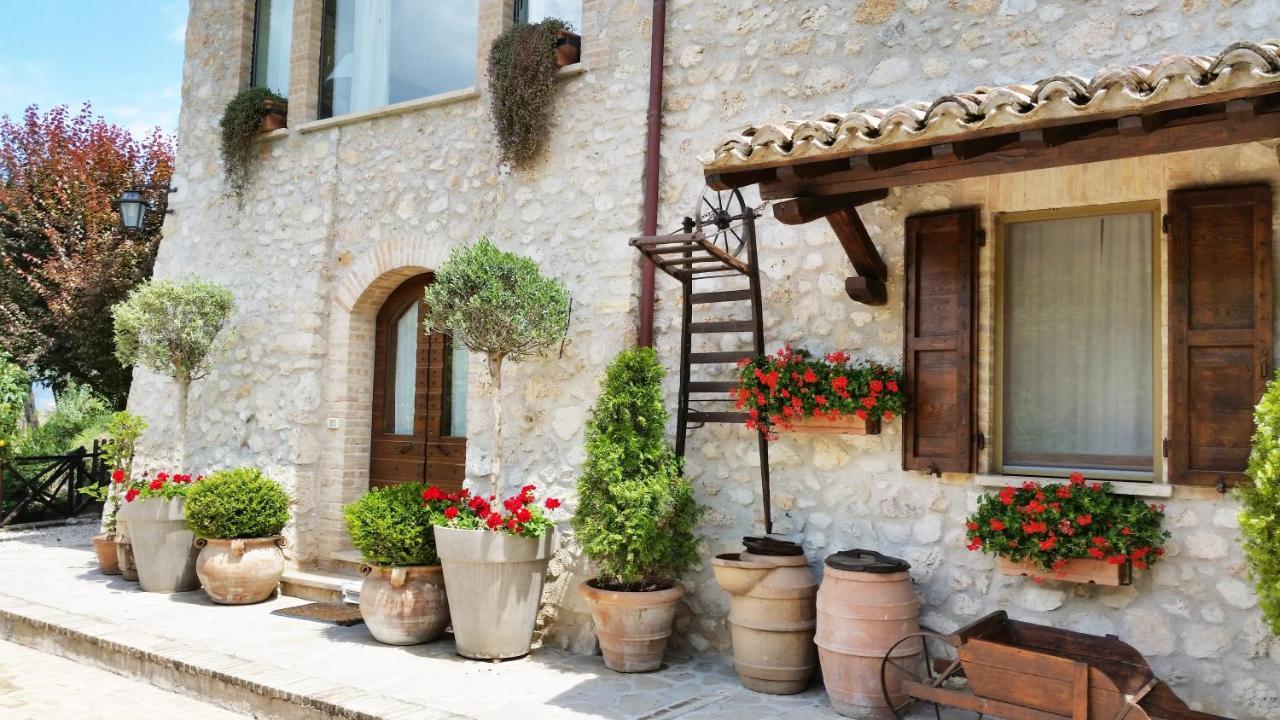 Eremo Delle Fate Villa Spoleto Bagian luar foto